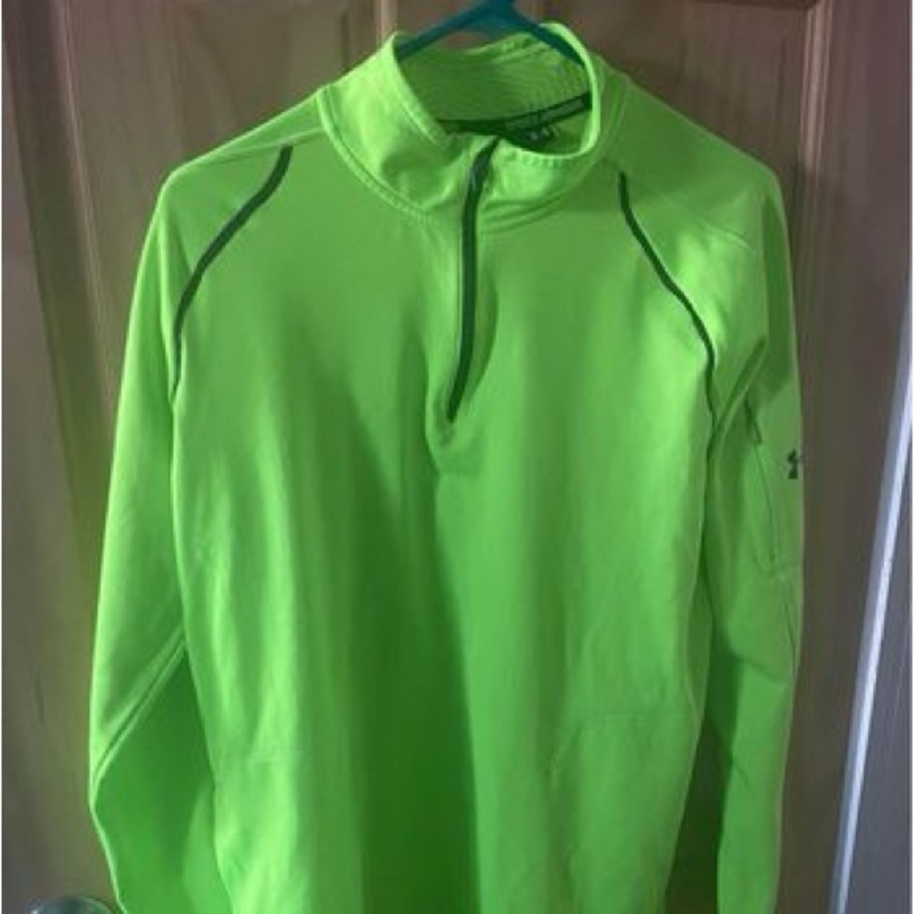 Like New Under Armour Long Sleeve 3/4 Zip up Mens Size Medium Fitted